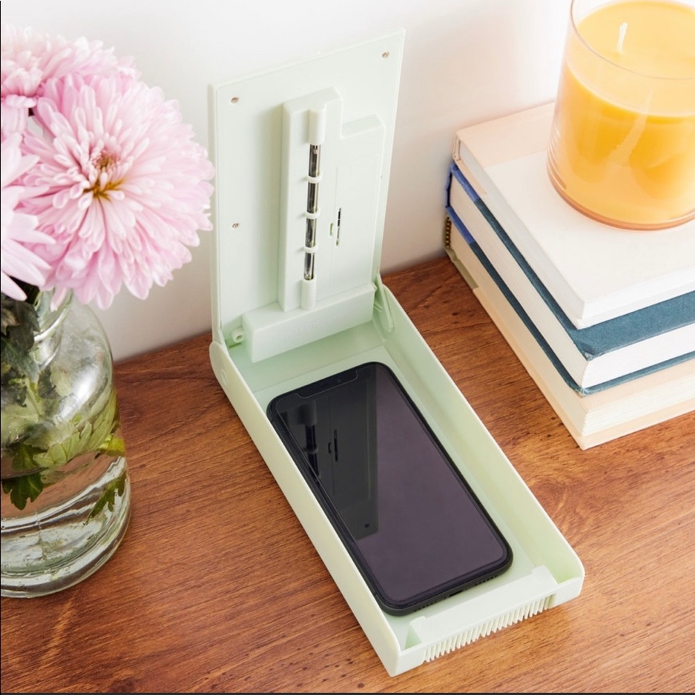 NEW TECH CANDY UV Phone Sanitizer / Disinfect